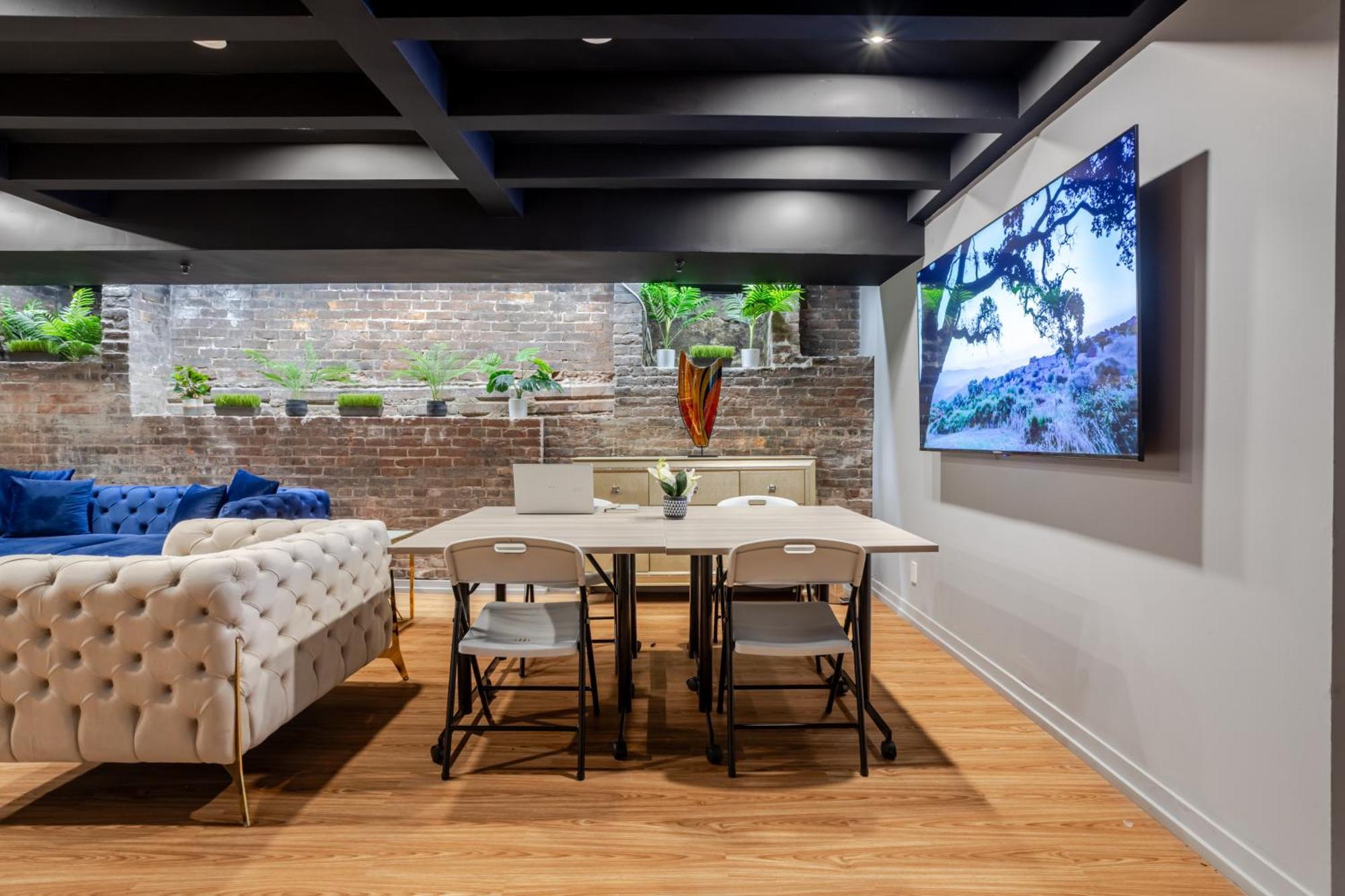 Olympia Hotel By Lodgo, Montreal
